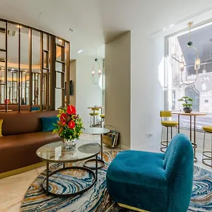 The 7 Hotel, Suites, & Lisboa